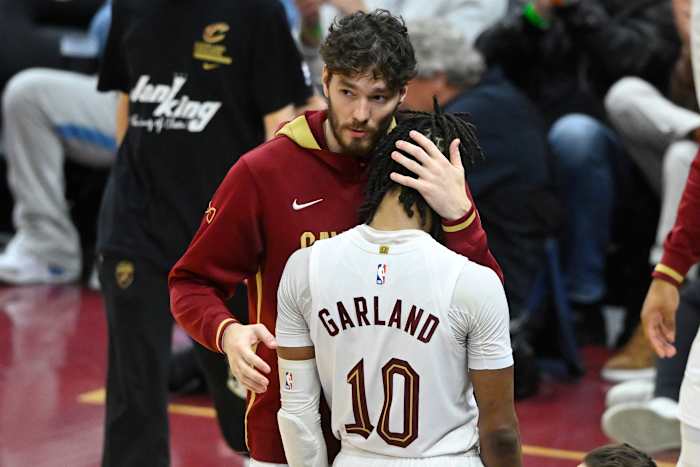 Cedi Osman Darius Garland Apr 26 2023